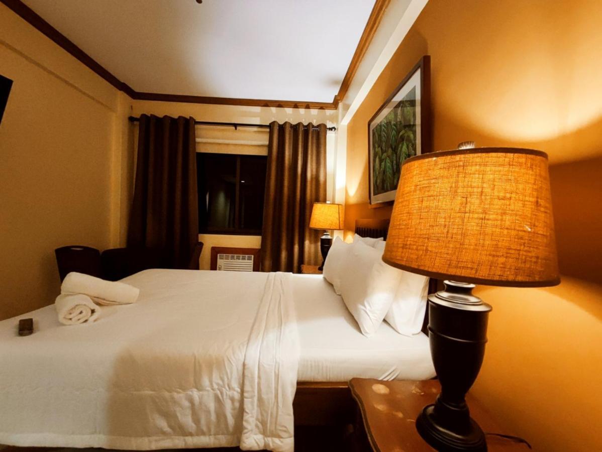 Spring Plaza Hotel Dasmarinas Luaran gambar