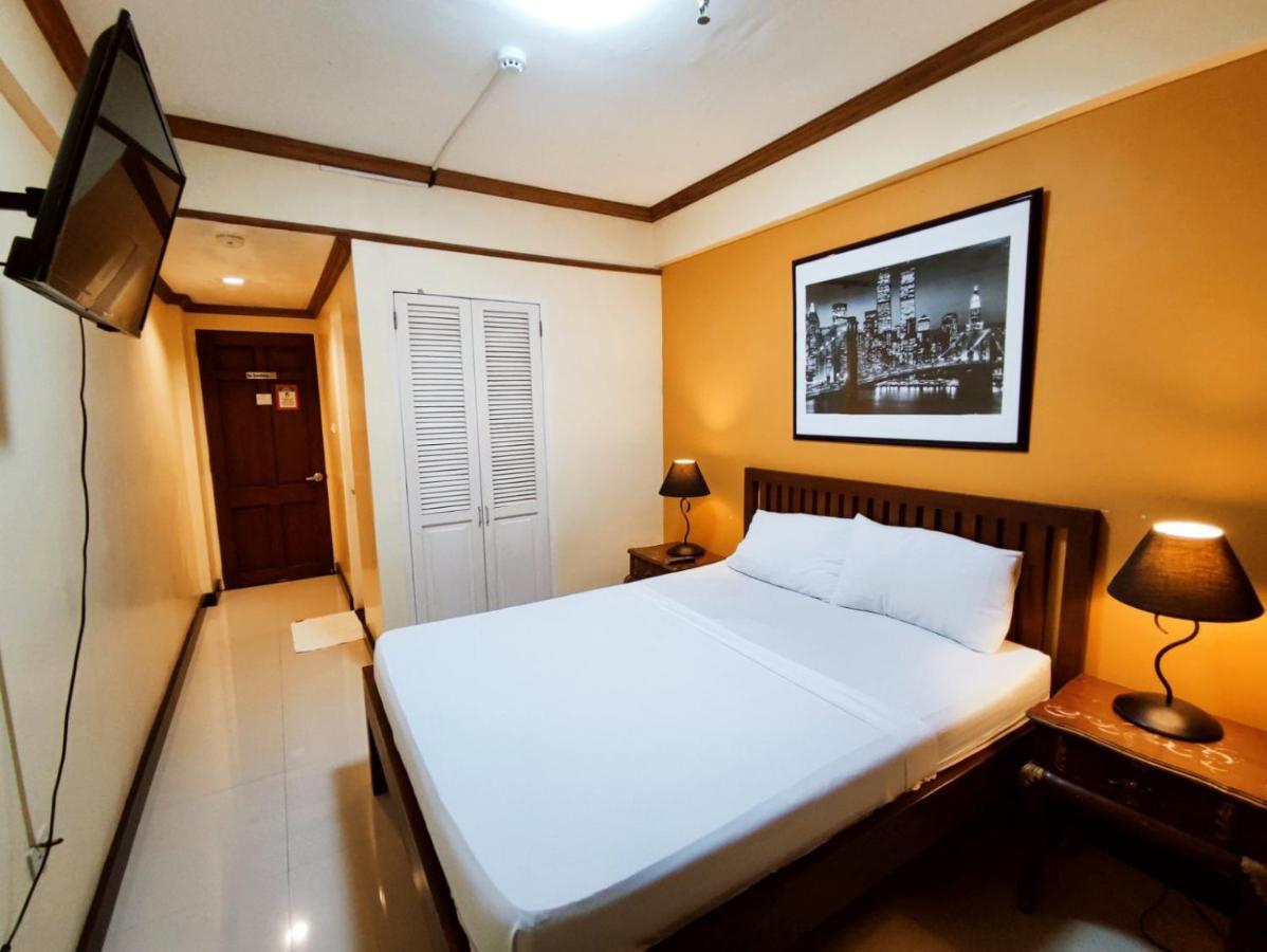 Spring Plaza Hotel Dasmarinas Luaran gambar