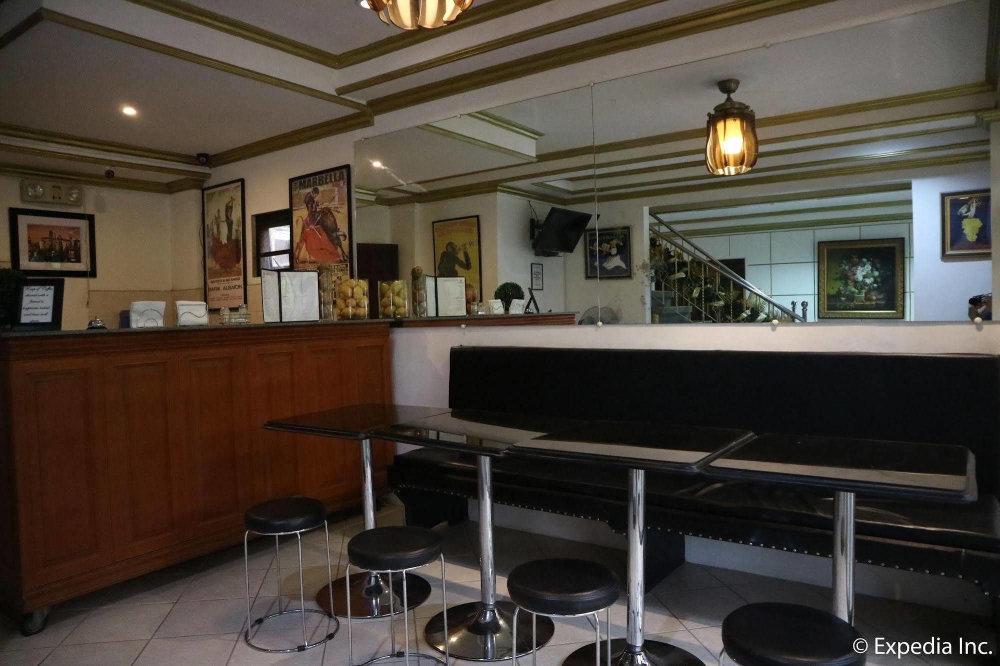 Spring Plaza Hotel Dasmarinas Luaran gambar